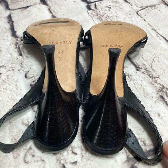 8.5 MICHAEL KORS COLLECTION D’Orsay sandals EUC - Picture 16 of 16